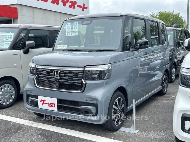 HONDA N-BOX CUSTOM
