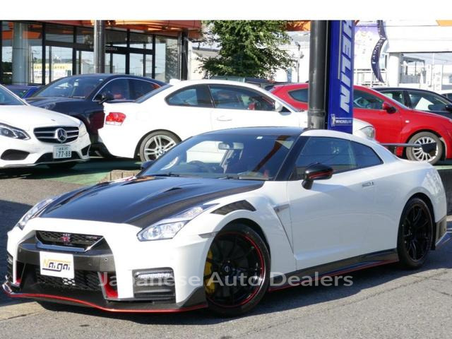 NISSAN GT-R