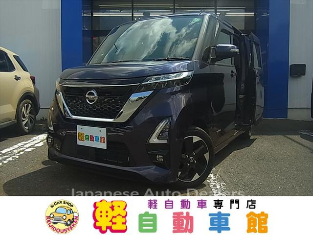NISSAN ROOX