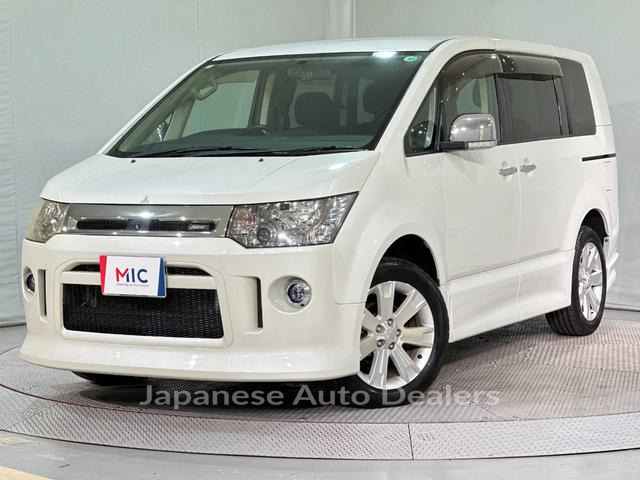 MITSUBISHI DELICA D:5