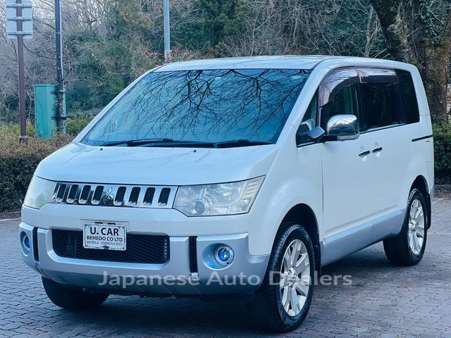MITSUBISHI DELICA D:5