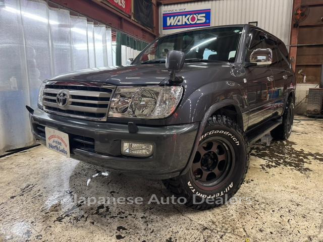 TOYOTA LAND CRUISER 100