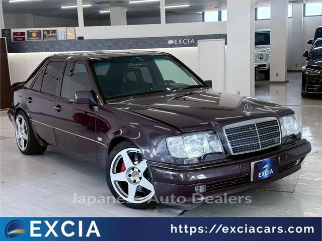 MERCEDES BENZ E-CLASS