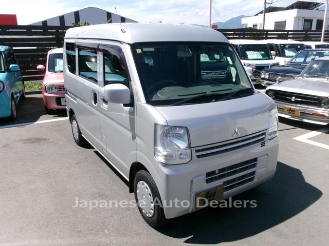 MITSUBISHI MINICAB VAN