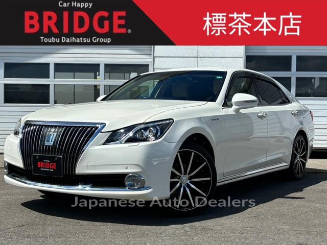 TOYOTA CROWN MAJESTA