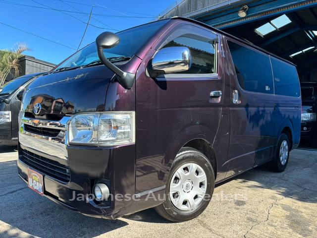 TOYOTA HIACE VAN