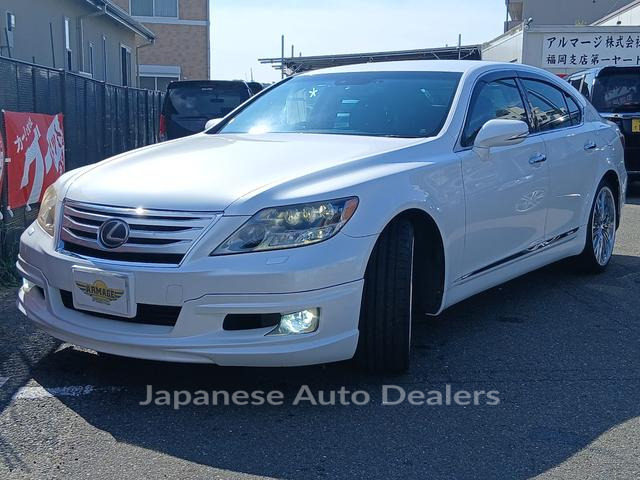 LEXUS LS