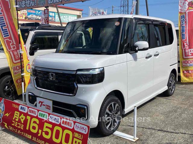 HONDA N-BOX CUSTOM