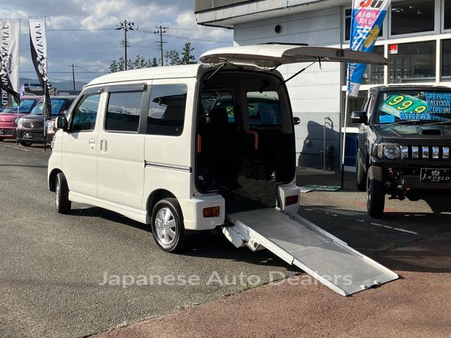 DAIHATSU ATRAI WAGON