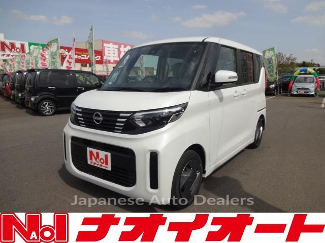 NISSAN ROOX