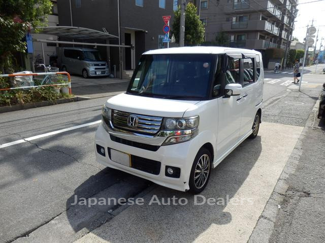 HONDA N-BOX CUSTOM