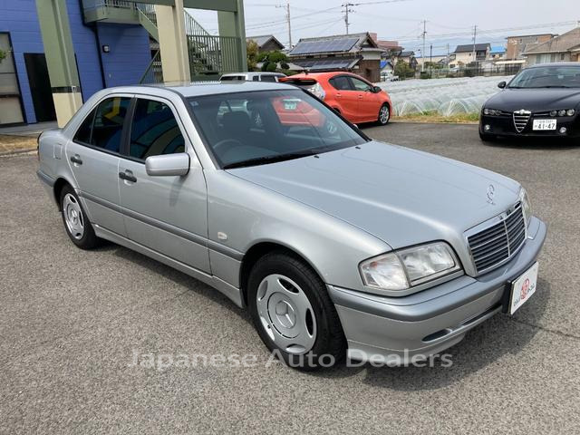 MERCEDES BENZ C-CLASS