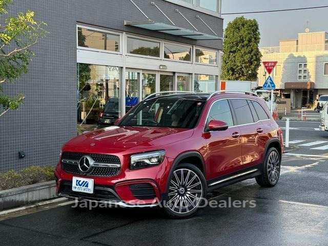 MERCEDES BENZ GLB
