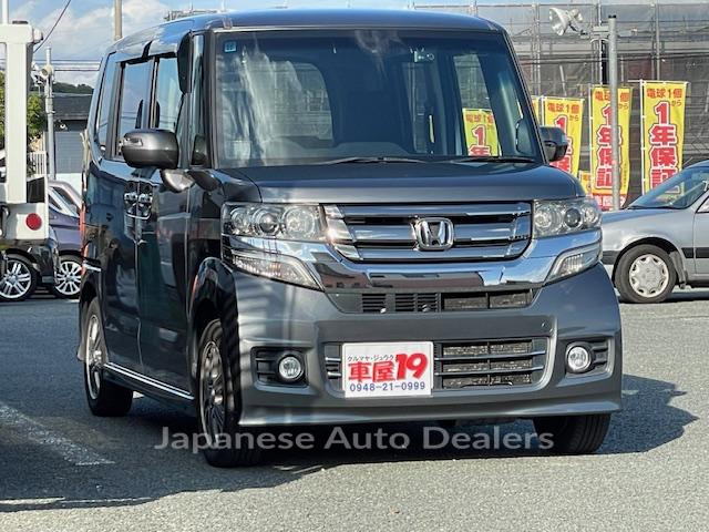 HONDA N-BOX CUSTOM