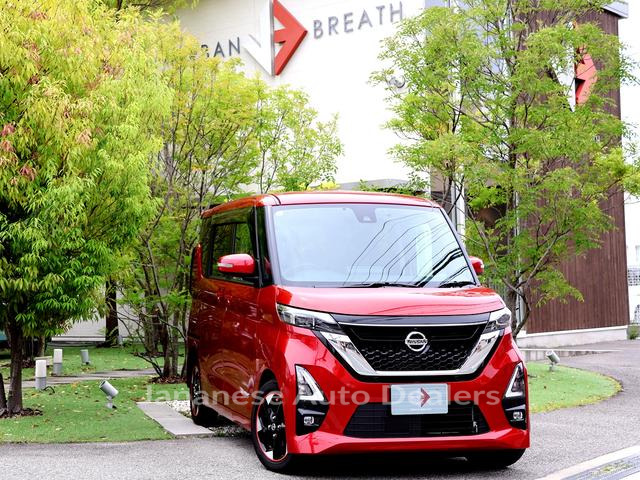 NISSAN ROOX
