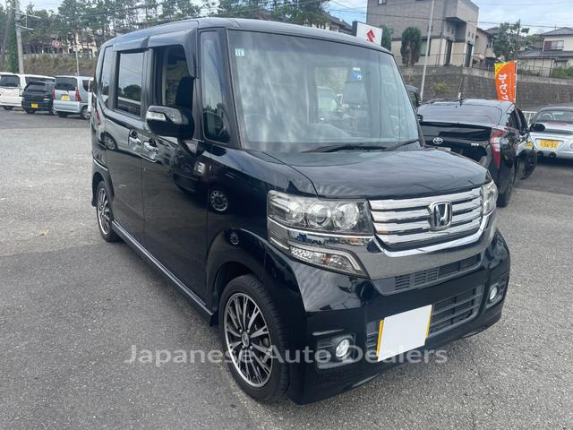 HONDA N-BOX CUSTOM