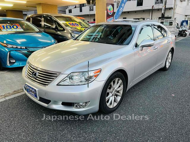 LEXUS LS