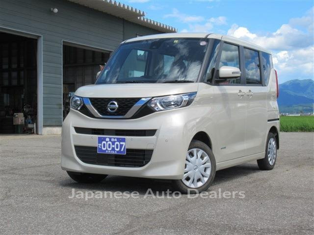 NISSAN ROOX