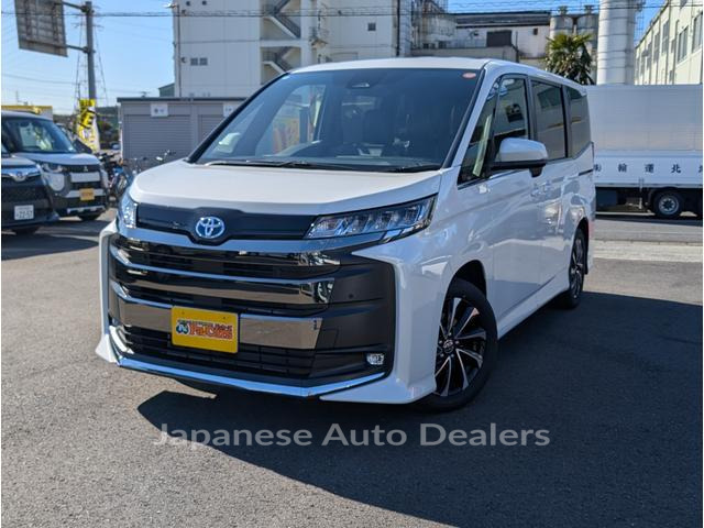 TOYOTA NOAH