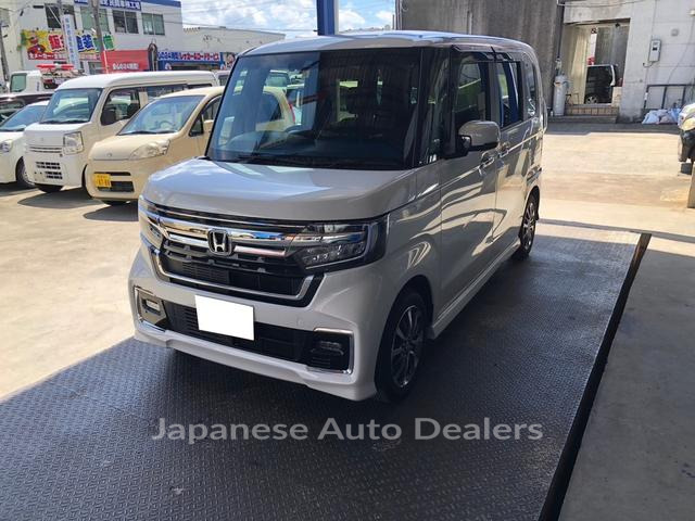 HONDA N-BOX CUSTOM