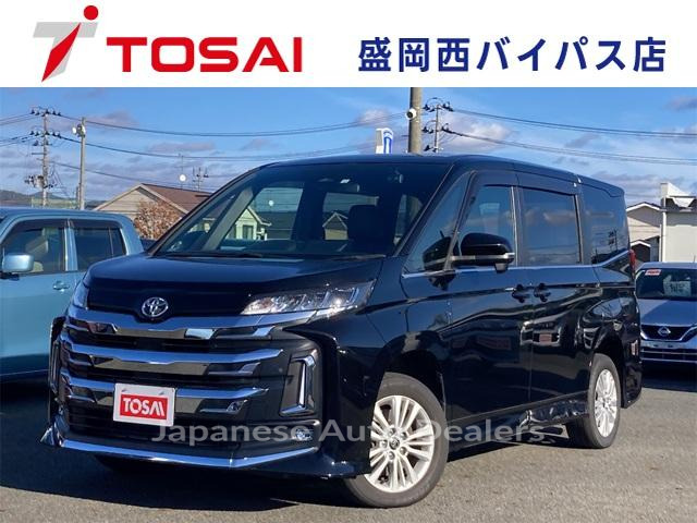 TOYOTA NOAH