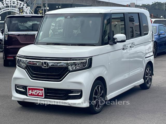 HONDA N-BOX CUSTOM