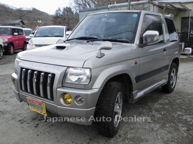 MITSUBISHI PAJERO MINI