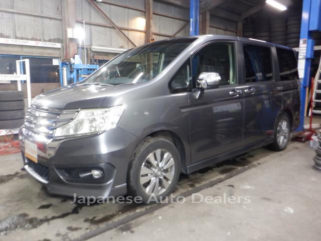 HONDA STEPWAGON SPADA