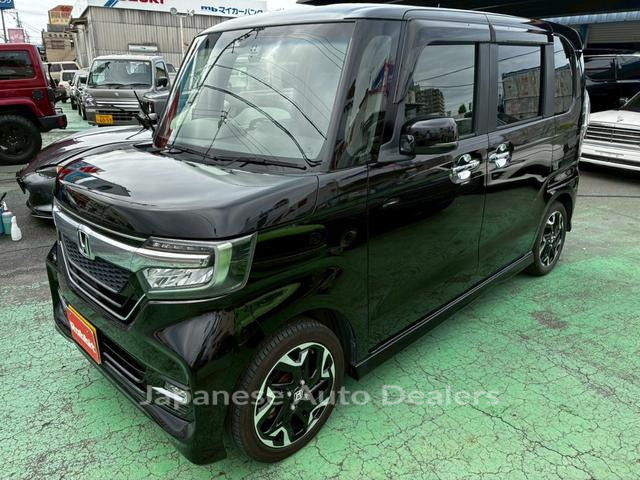 HONDA N-BOX CUSTOM