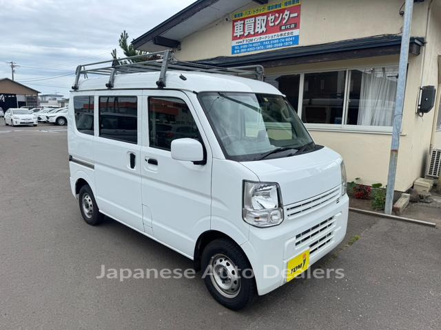 NISSAN NV100CLIPPER VAN
