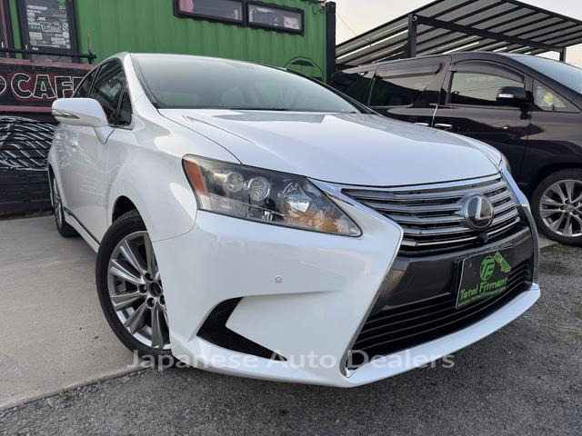 LEXUS HS