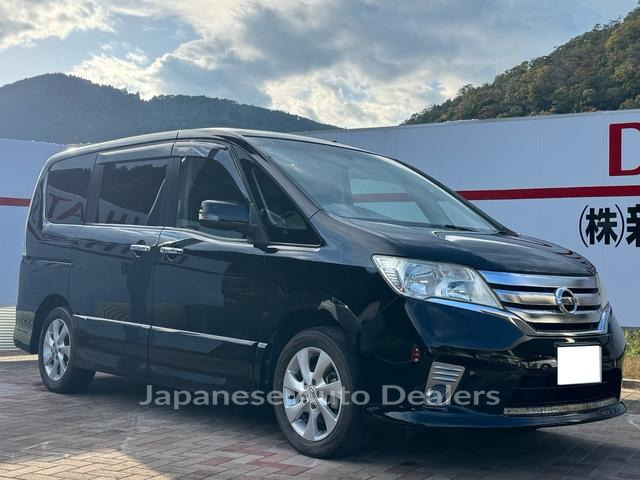 NISSAN SERENA