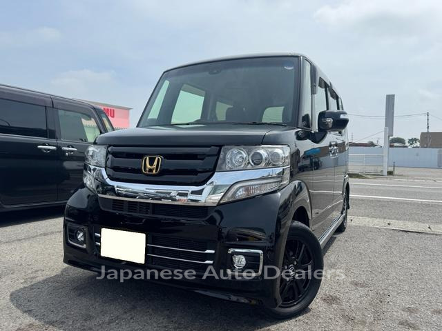 HONDA N-BOX CUSTOM