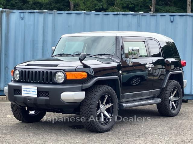 TOYOTA FJ CRUISER