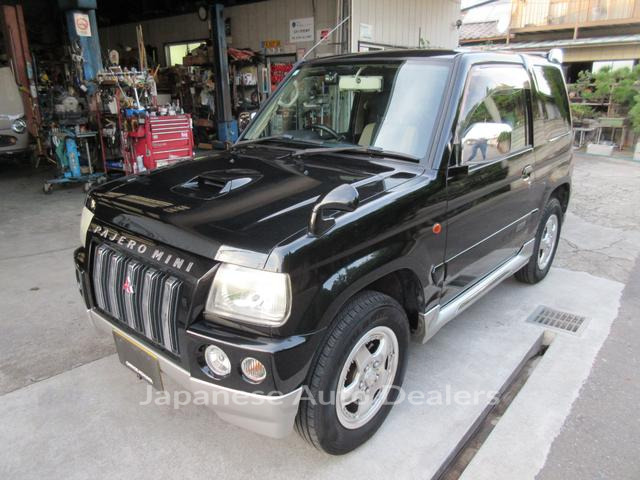 MITSUBISHI PAJERO MINI