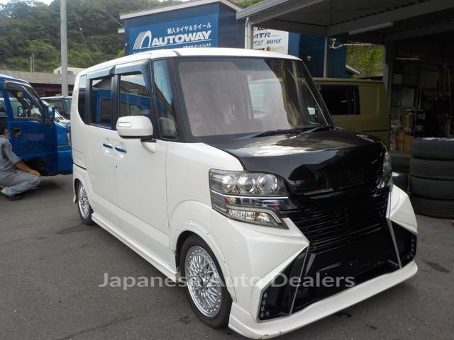 HONDA N-BOX CUSTOM