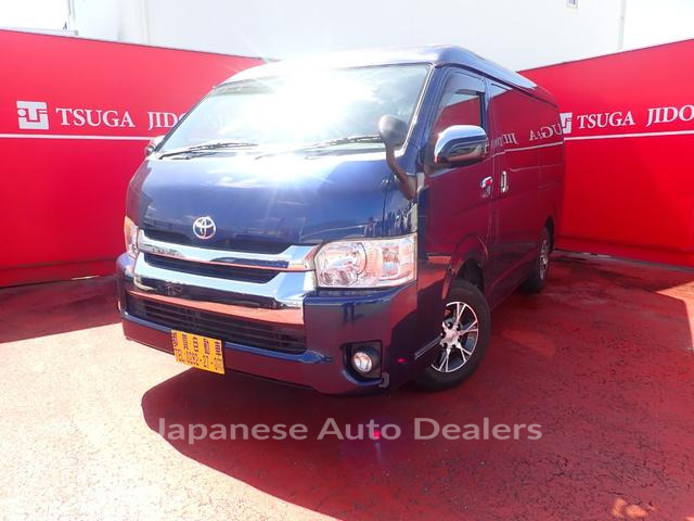 TOYOTA HIACE WAGON