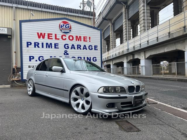 BMW 5 SERIES