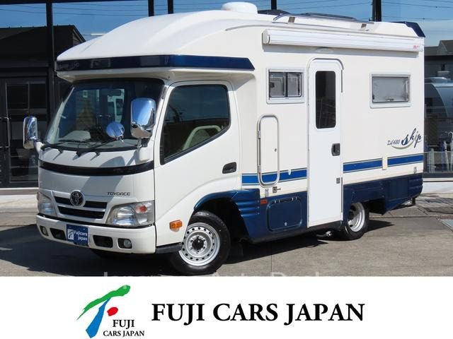 TOYOTA CAMROAD