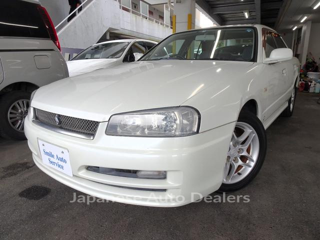 NISSAN SKYLINE