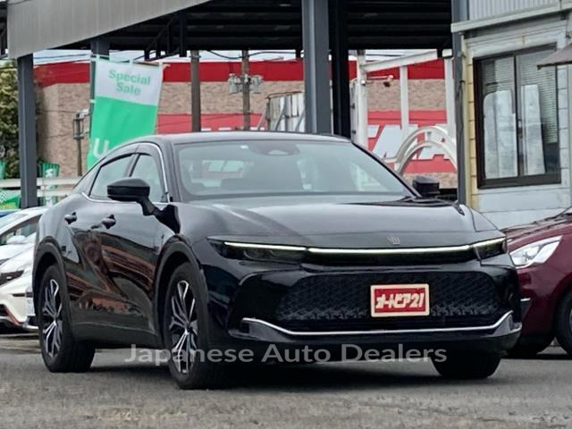 TOYOTA CROWN CROSSOVER