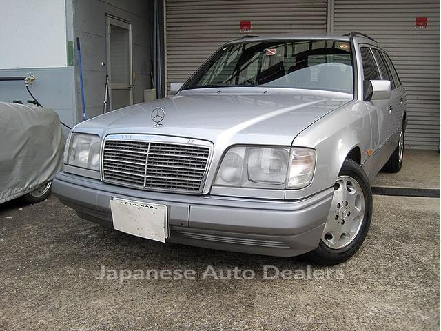 MERCEDES BENZ E-CLASS STATIONWAGON
