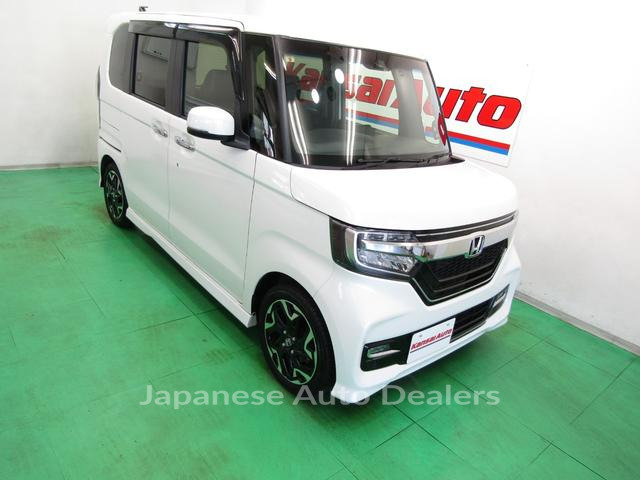 HONDA N-BOX CUSTOM