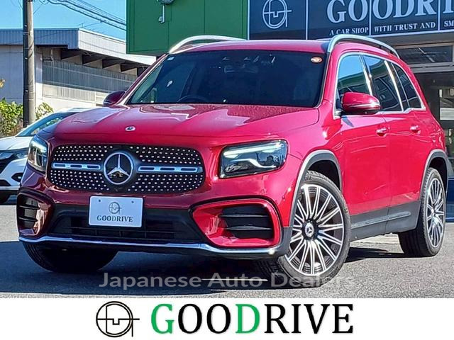 MERCEDES BENZ GLB