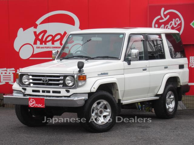 TOYOTA LAND CRUISER 70