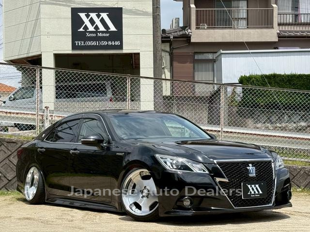 TOYOTA CROWN HYBRID