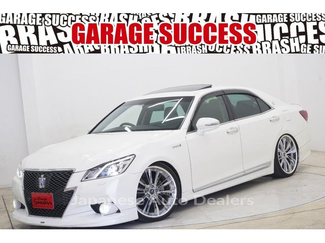 TOYOTA CROWN HYBRID