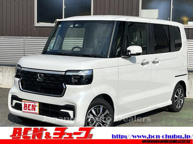HONDA N-BOX CUSTOM