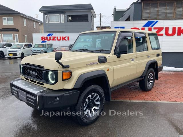 TOYOTA LAND CRUISER 70
