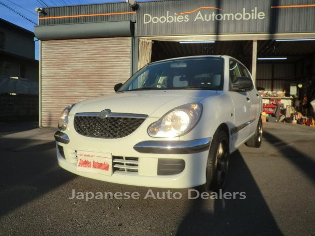 DAIHATSU STORIA
